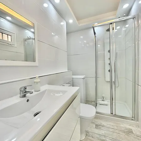 Torres De Yomely - M4g Playa de las Américas